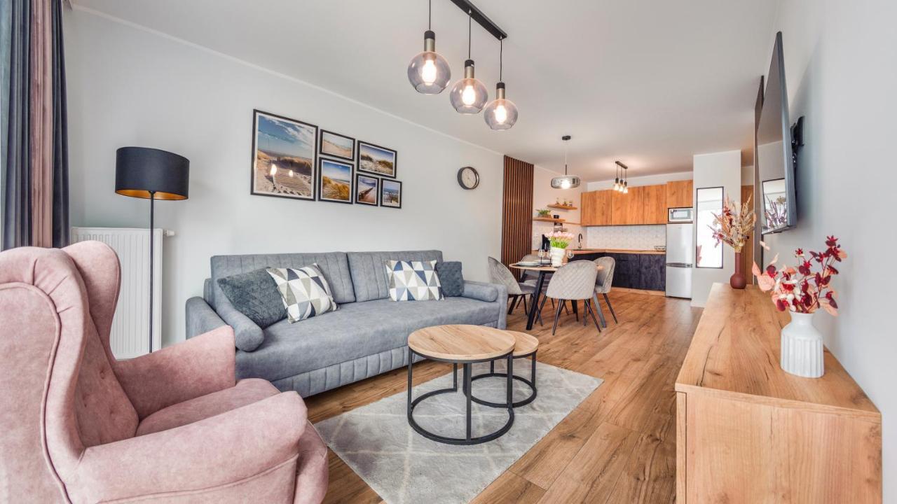 Apartamenty Simply Perlowa Przystan - Holiday City Kołobrzeg Exteriör bild