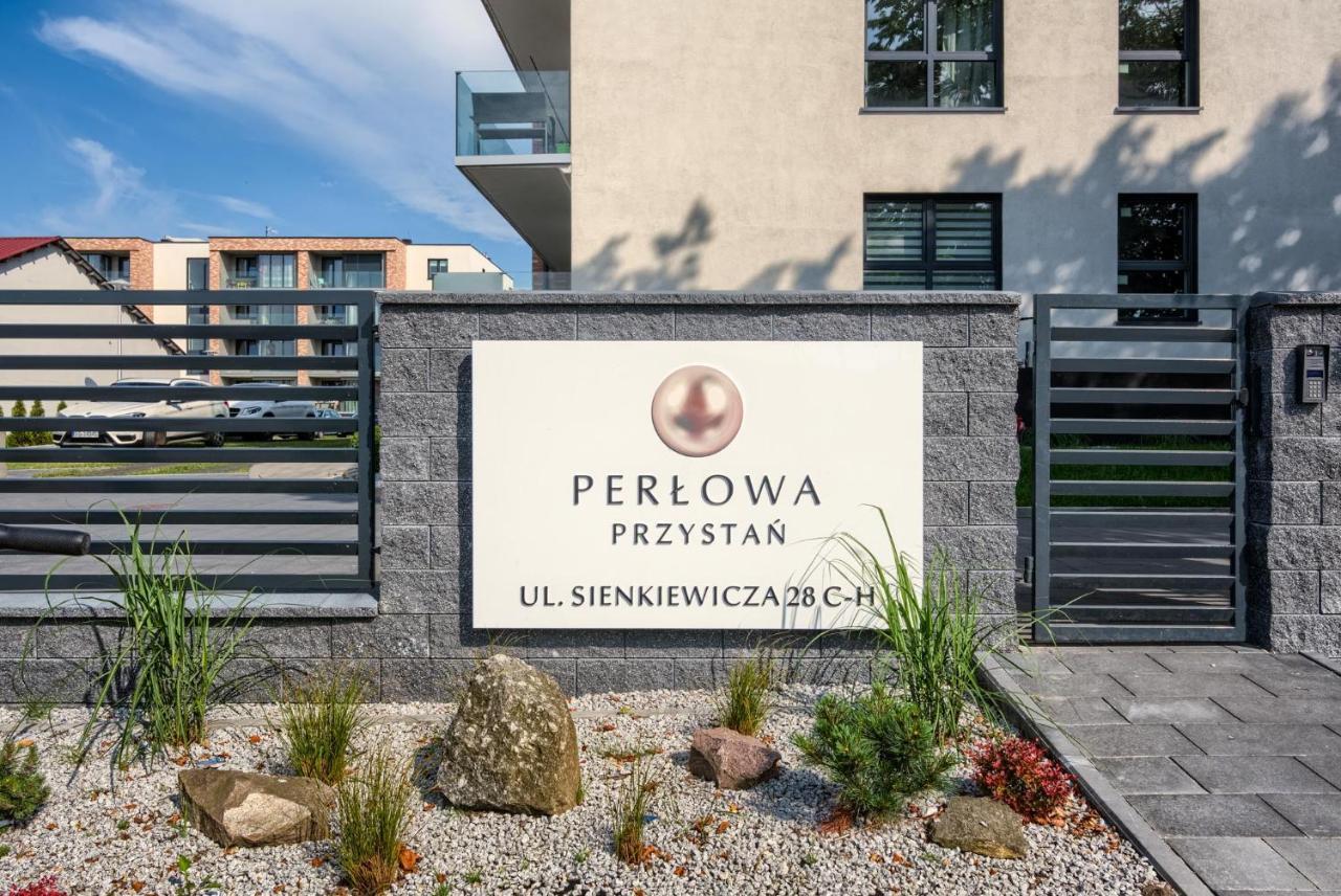 Apartamenty Simply Perlowa Przystan - Holiday City Kołobrzeg Exteriör bild