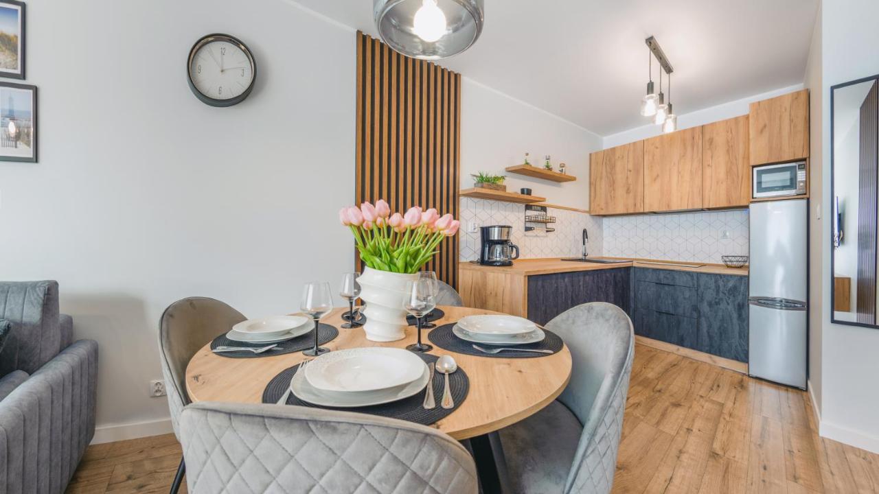 Apartamenty Simply Perlowa Przystan - Holiday City Kołobrzeg Exteriör bild