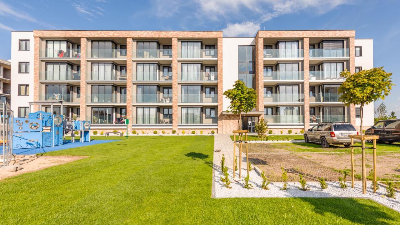 Apartamenty Simply Perlowa Przystan - Holiday City Kołobrzeg Exteriör bild