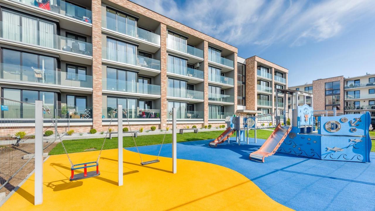 Apartamenty Simply Perlowa Przystan - Holiday City Kołobrzeg Exteriör bild